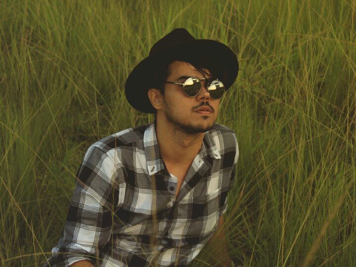 If An Aquarius Man Pulls Away When In Love, Can You Win Him Over?