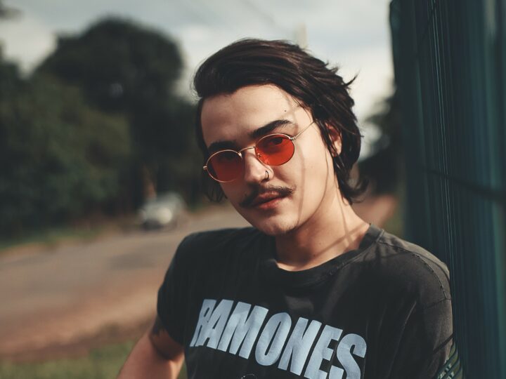 How Does A Gemini Man Test You? 13 Ways He Checks Your Compatibility