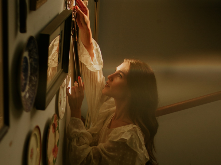 Why Do Exes Leave Their Stuff Behind After A Painful Breakup?