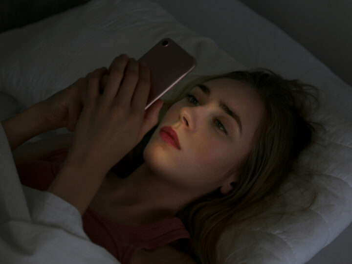 Why Guys Don&rsquo;t Call When They Like You: 10 Reasons To Consider