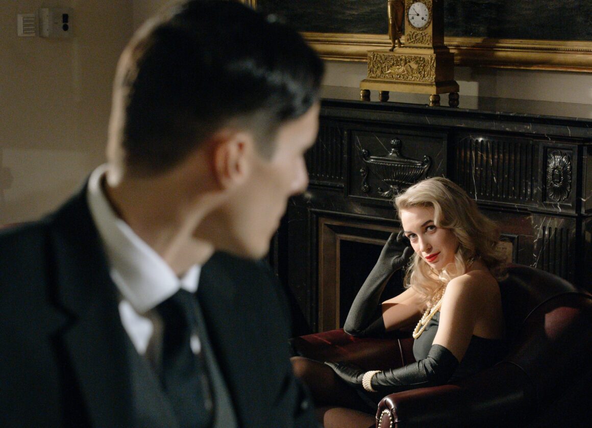 Myth Or Reality: 8 Signs You’re Dealing With An Alpha Widow