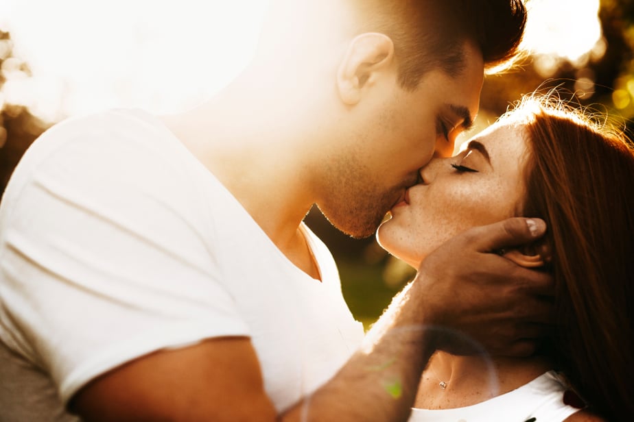 When A Capricorn Man Kisses You, Consider These 10 Things