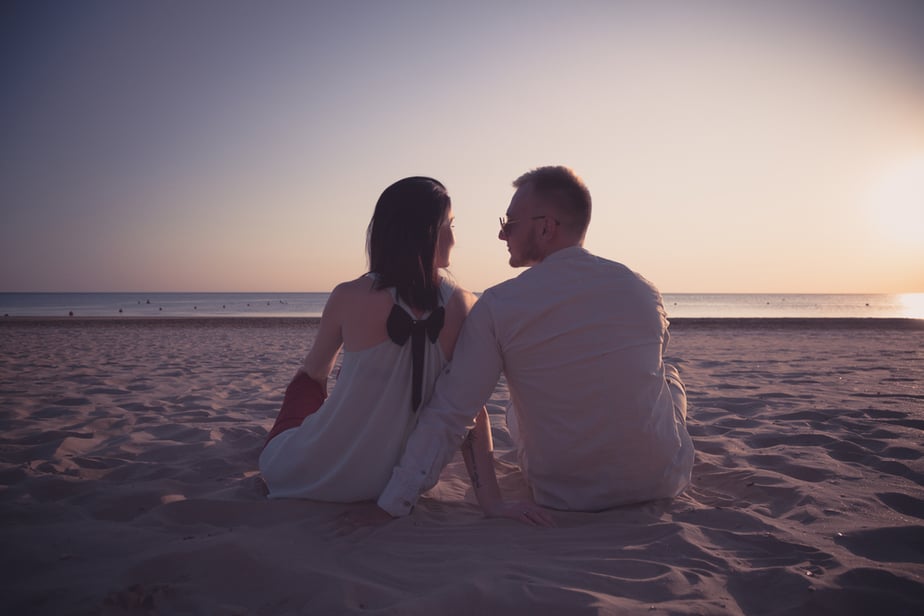 DONE! 9 Important Things A Strong Woman Deserves In A Romantic Relationship