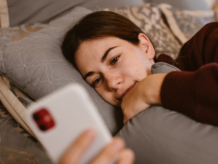 100+ I Miss You Messages For Him Guaranteed To Melt His Heart