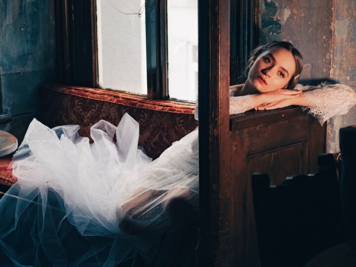 Wounded Feminine Energy: 5 Signs You’re Repressing Your Inner Goddess