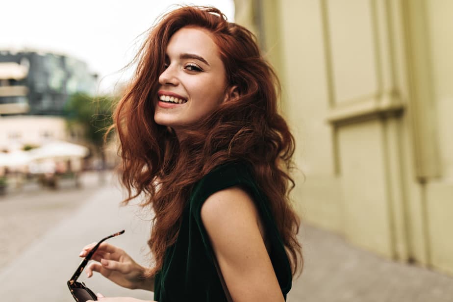 What Makes A Woman Beautiful 11 Interesting Traits Besides Confidence