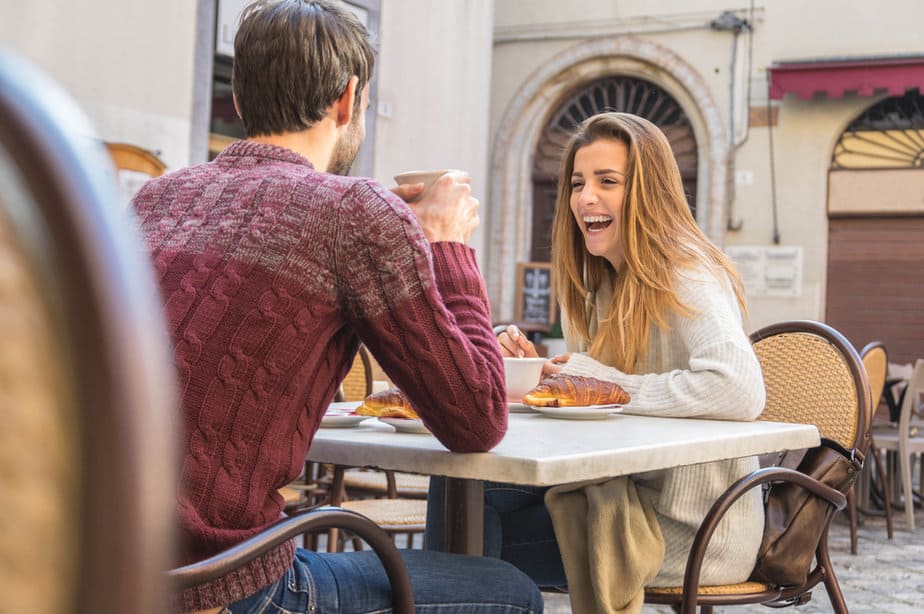 9 Tell-Tale Signs Your Ex Is In A Rebound Relationship