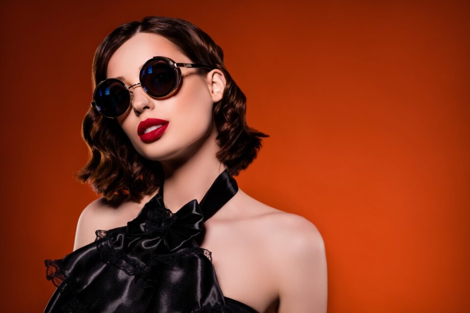 10 Signs That Prove You re Conventionally Attractive