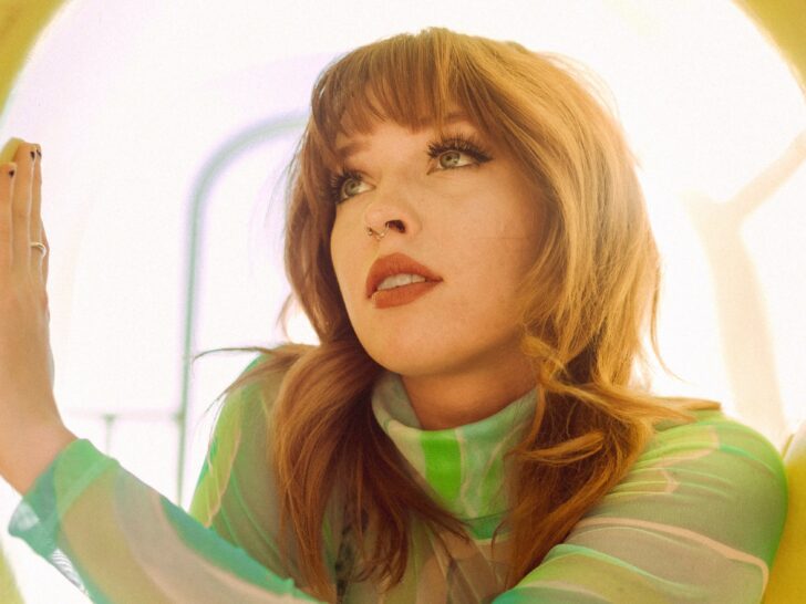 Time To Take A Breather: How To Pull Back In A Relationship?