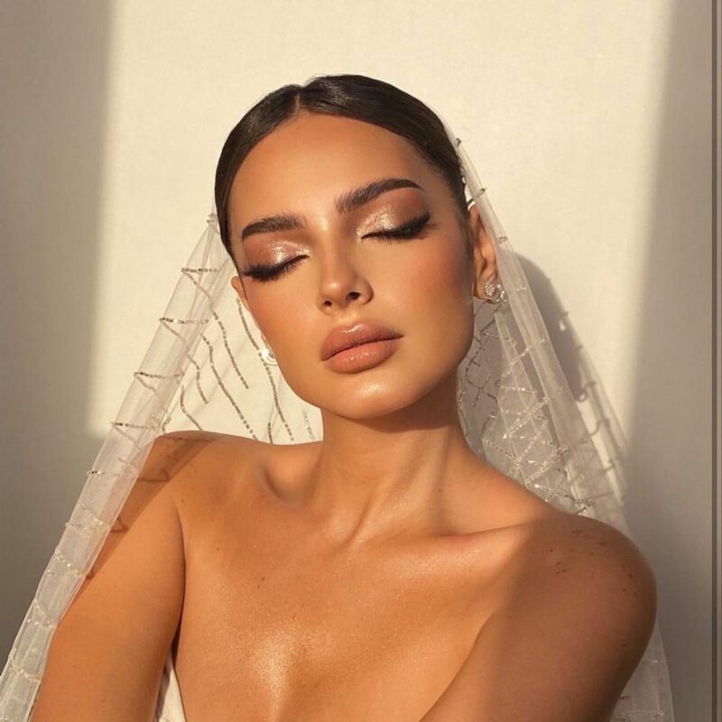20 Beautiful Wedding Makeup Looks For That Special Day