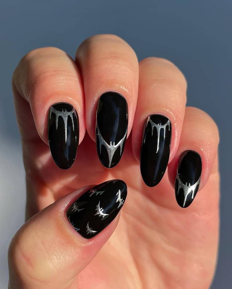 20 Incredible Ideas For Black Nails For The Modern Woman