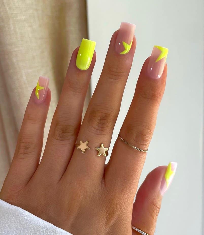 2. Starry nails