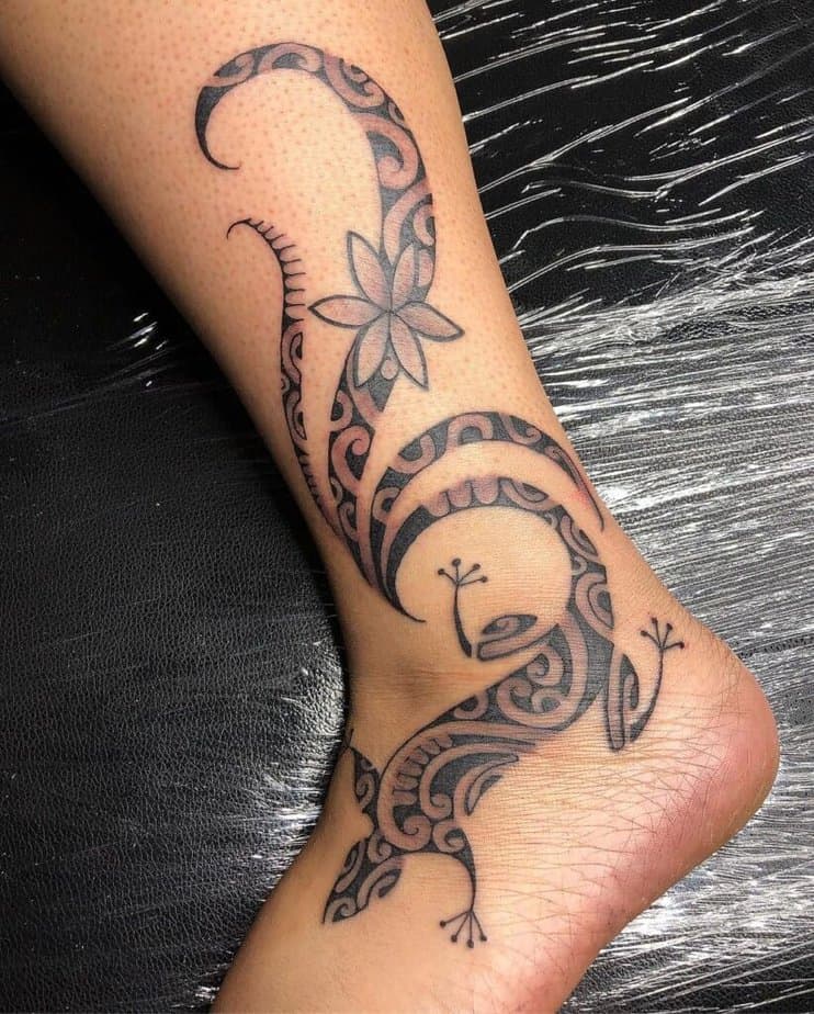 Tahitian-style tattoo