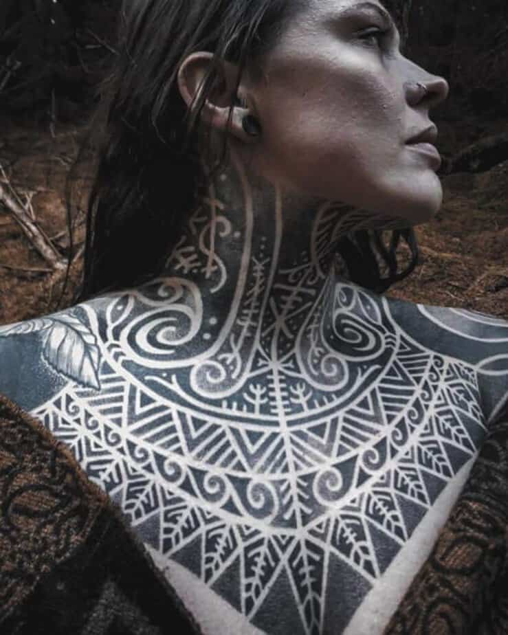 15. Powerful chest piece for the Nordic warrior princess
