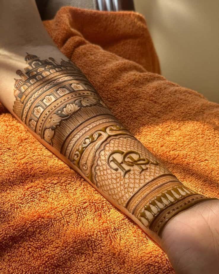 12. A geometric henna tattoo 