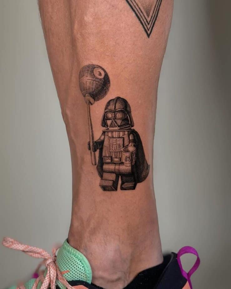 9. Pezzo Lego Darth Vader