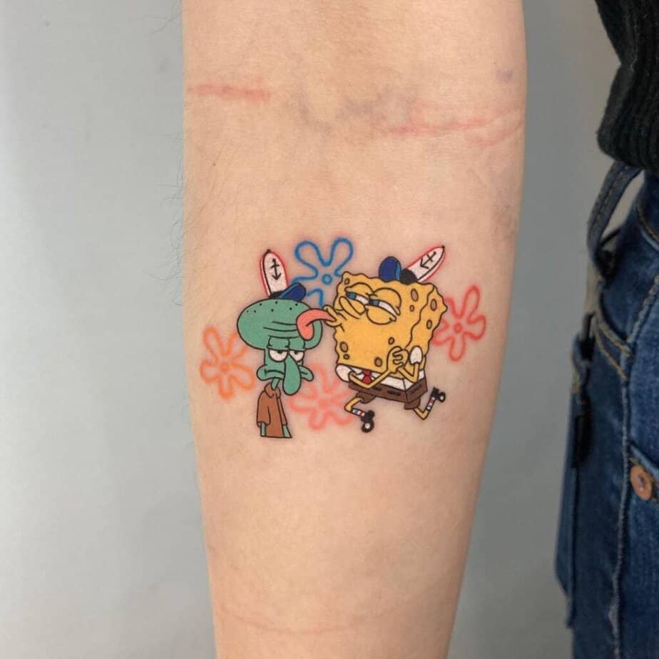 4. Un tatuaggio di SpongeBob e Squidward 