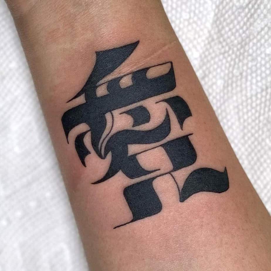 19. Gothic Chinese tattoo