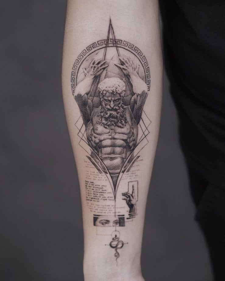 21. Tatuaggio geometrico dell'Atlante sull'avambraccio