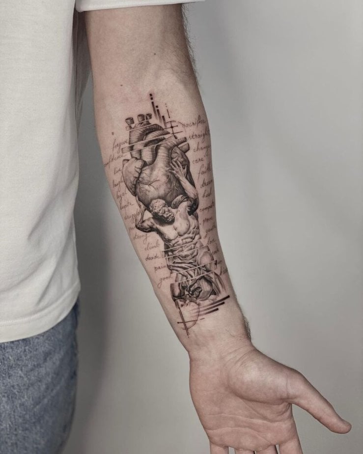 8. Un tatuaggio di Atlante che tiene in mano un cuore 
