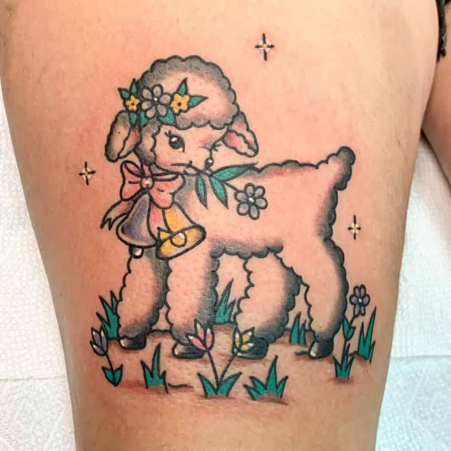 3. Tatuaggio di agnello in stile tradizionale