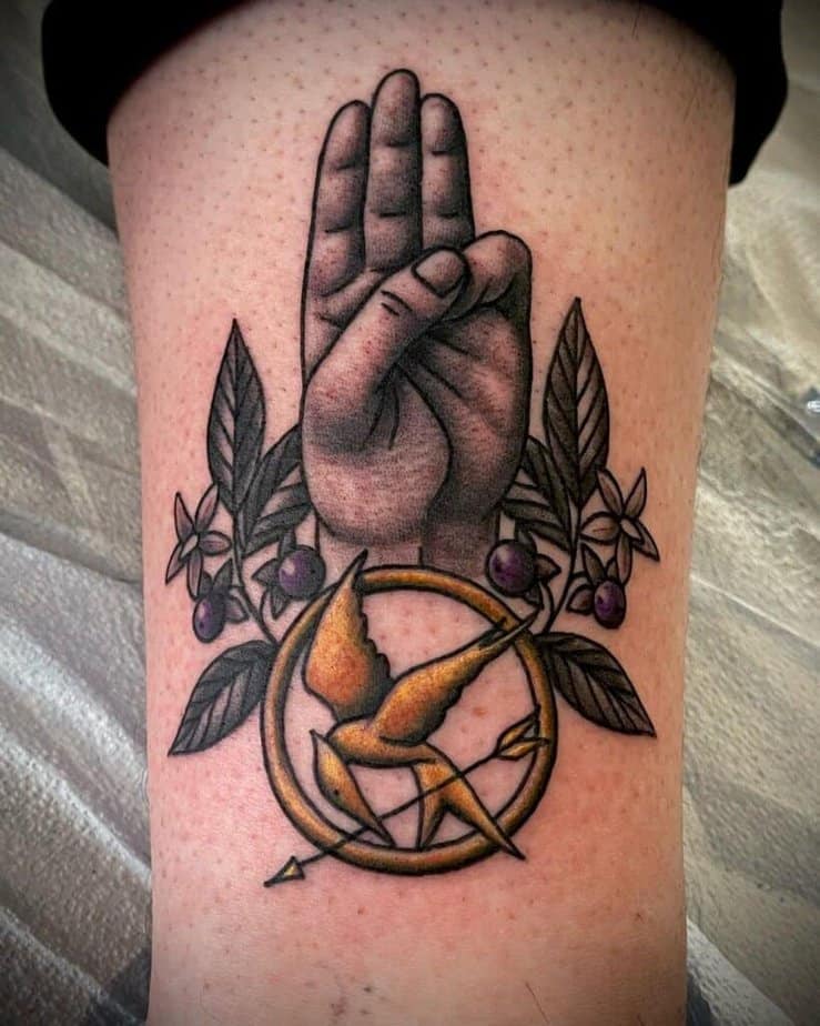 10. Un tatuaggio tradizionale di Hunger Games