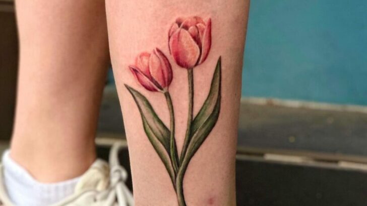 23 Incredible Tulip Tattoos To Impress Your Buds With
