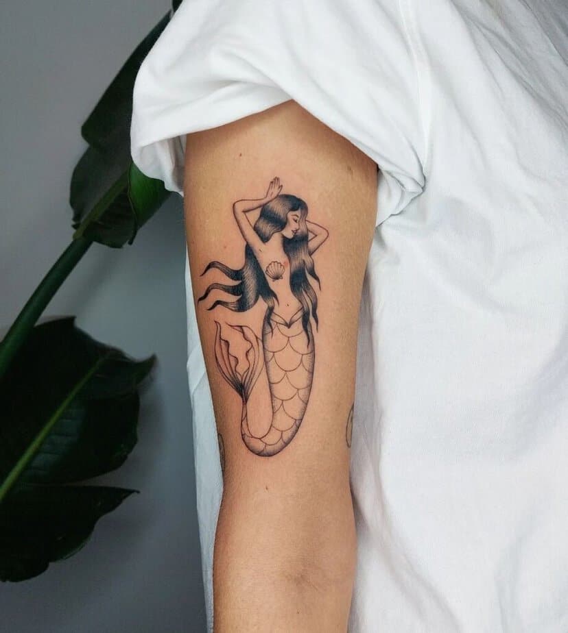 18. A magnificent mermaid tattoo 
