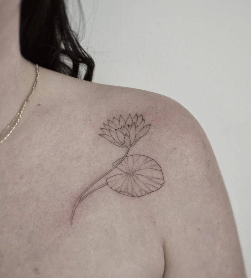 17. A water lily tattoo on the collarbone