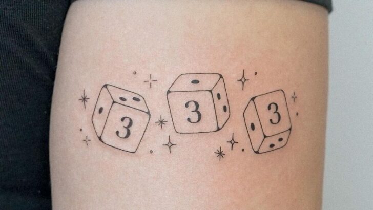25 tatuaggi con i dadi che ti faranno sentire un vincitore.