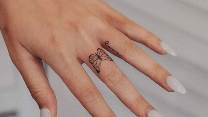 25 Unique Butterfly Finger Tattoos That’ll Make You Flutter