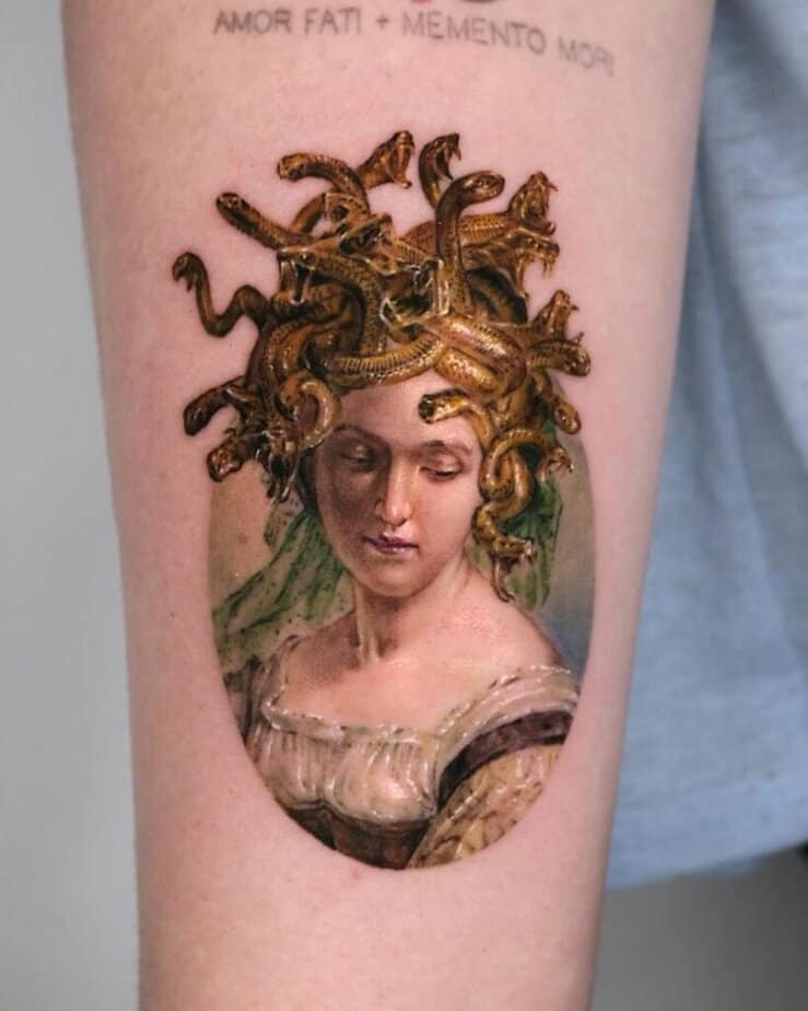 Tatuaggio Medusa a colori