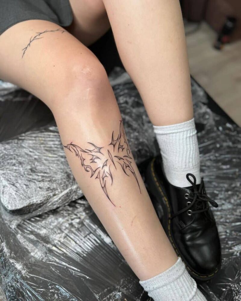 25 Spectacular Shin Tattoos That Are Worth The Pain