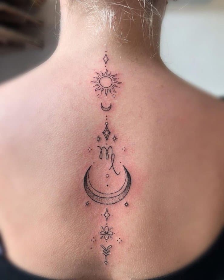 Un tatuaggio minimalista della colonna vertebrale dello Zodiaco