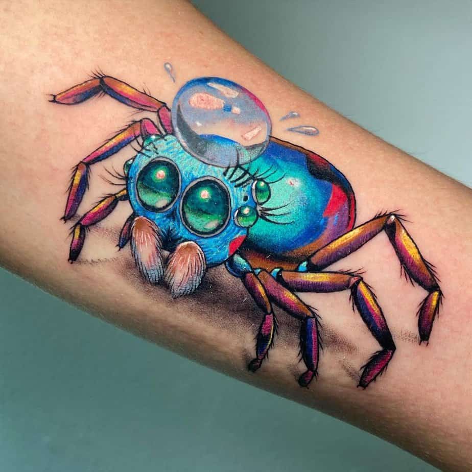 Adorabile tatuaggio a forma di ragno
