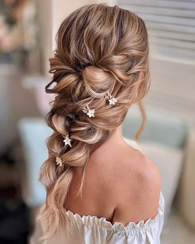 Boho bridal hair inspo