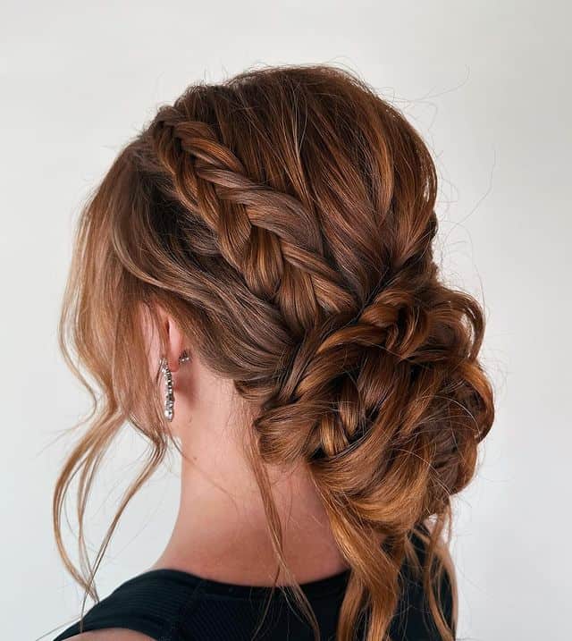 18 Dreamy Bohemian Hairstyles For A Chic Look