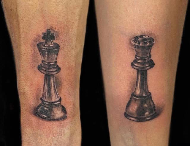 Chess king and queen