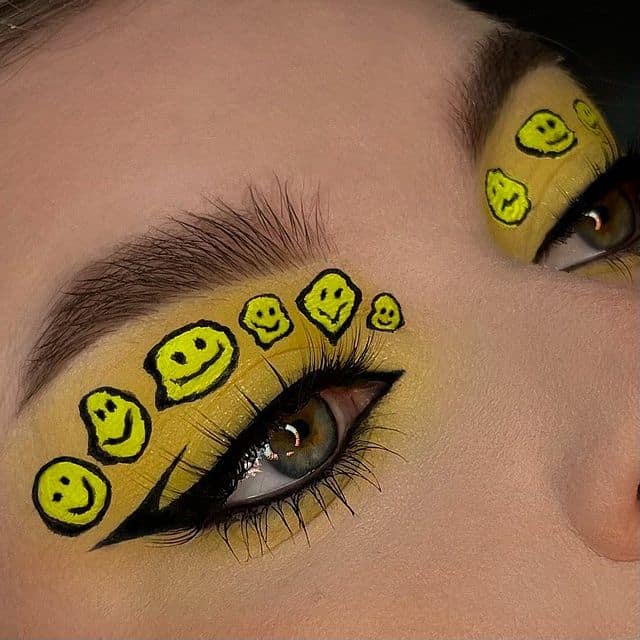 20 Creative Eyeliner Looks To Make Your Eyes Pop