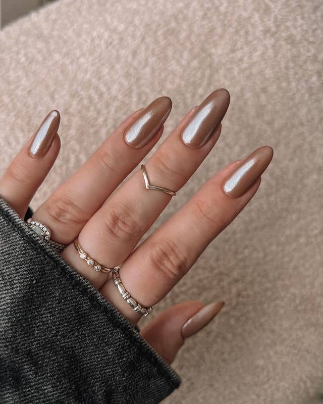 22 Trendy Brown Nails You'll Want To Get Immediately