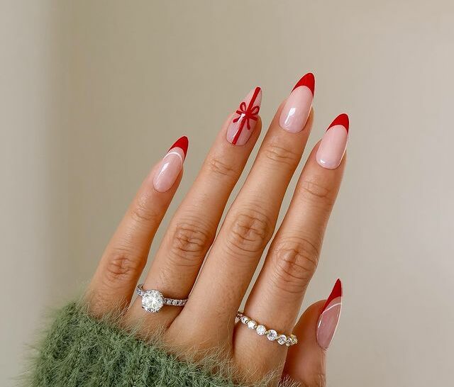 20 Captivating Designs Of Almond Nails To Try Right Now
