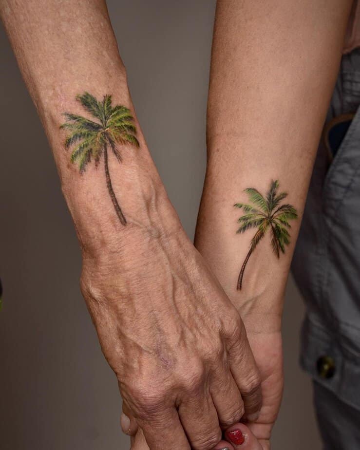 Matching palms