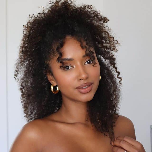 21 Gorgeous Curly Hairstyles To Flatter Your Face