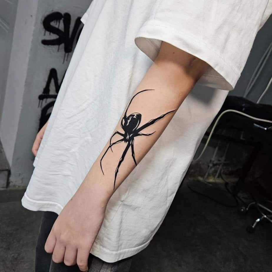 Tatuaggio semplice con ragno