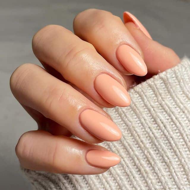 Solid peach nails