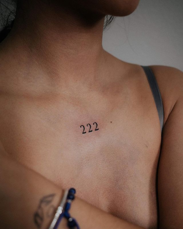 18 tatuaggi 222 che ispirano la protezione angelica
