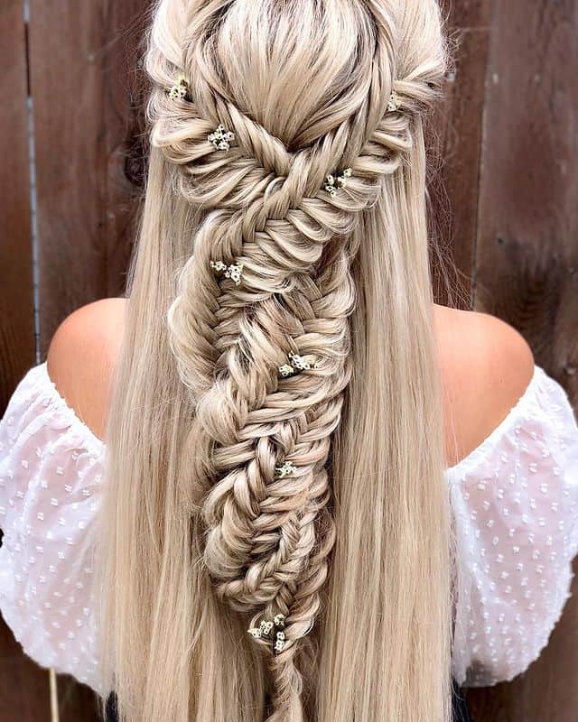 38 Captivating Fishtail Braid Hairstyles For A Touch Of Magic