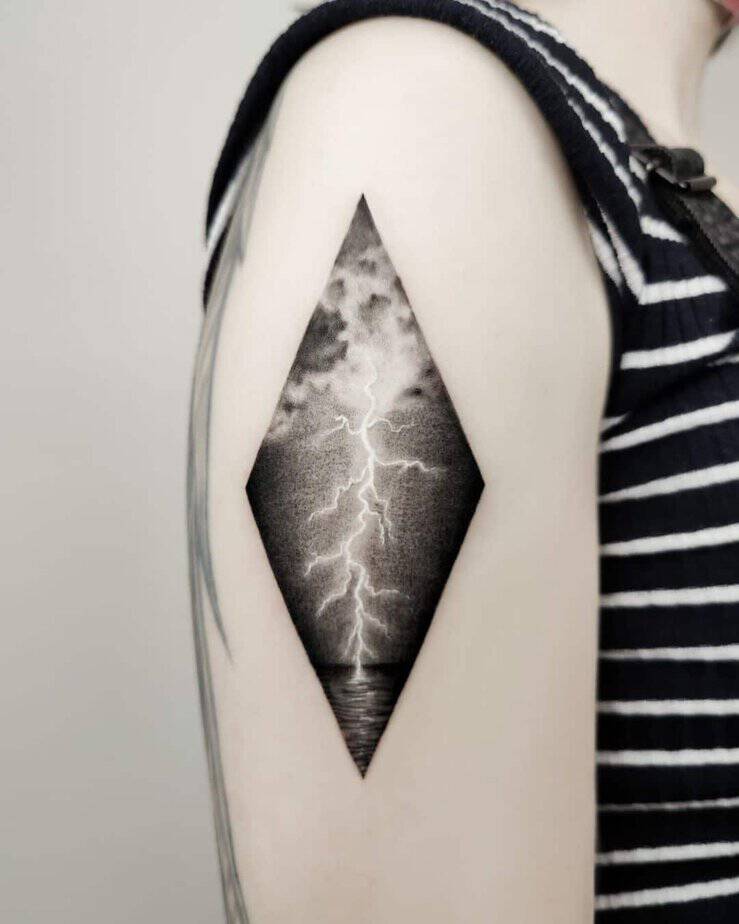 Unique lightning tattoo5 1