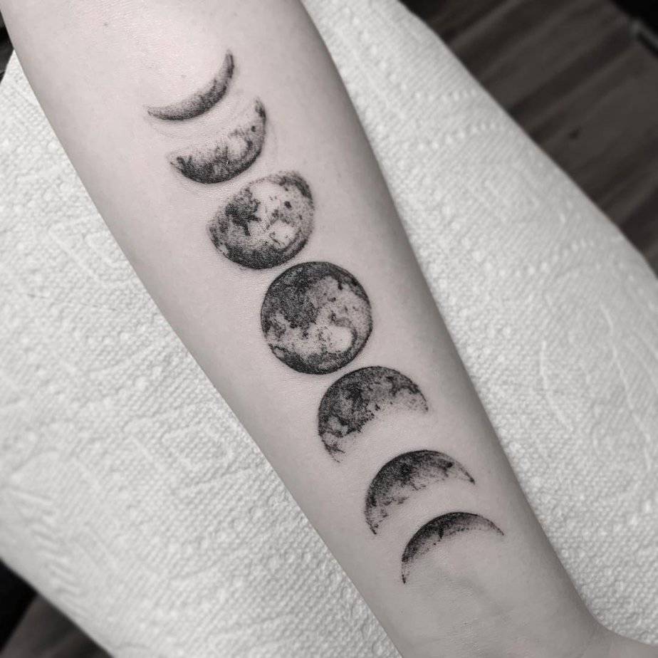 Tattoo of the moon phases