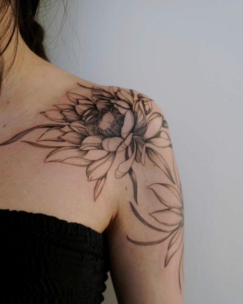 24 Shoulder Tattoo Ideas For The Brave And Powerful